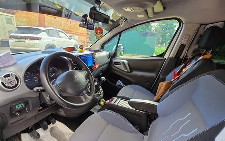 Peugeot Partner II рестайлинг 2, 2016 год, 1 450 000 рублей, 11 фотография