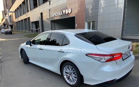Toyota Camry, 2018 год, 3 000 000 рублей, 6 фотография