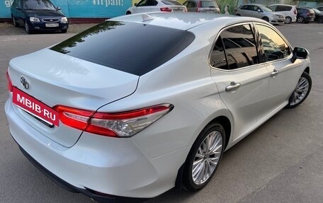 Toyota Camry, 2018 год, 3 000 000 рублей, 7 фотография