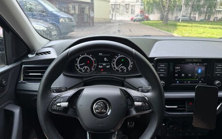 Skoda Rapid II, 2021 год, 1 545 000 рублей, 13 фотография