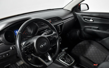 KIA Rio IV, 2018 год, 1 300 000 рублей, 9 фотография