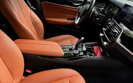 BMW 5 серия, 2019 год, 3 275 000 рублей, 5 фотография