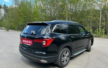 Honda Pilot III рестайлинг, 2017 год, 3 300 000 рублей, 5 фотография
