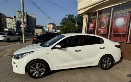 KIA Rio IV, 2017 год, 1 300 000 рублей, 3 фотография