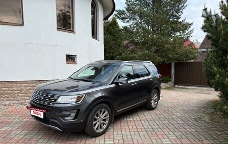 Ford Explorer VI, 2017 год, 2 600 000 рублей, 4 фотография