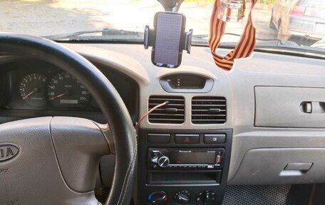 KIA Rio II, 2004 год, 210 000 рублей, 5 фотография