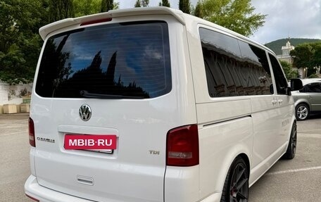 Volkswagen Caravelle T5, 2014 год, 2 050 000 рублей, 6 фотография