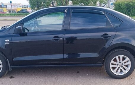 Volkswagen Polo VI (EU Market), 2013 год, 849 000 рублей, 2 фотография