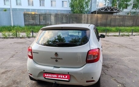 Renault Sandero II рестайлинг, 2015 год, 980 000 рублей, 5 фотография