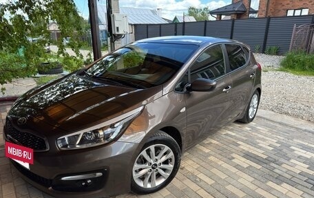 KIA cee'd III, 2016 год, 1 350 000 рублей, 2 фотография