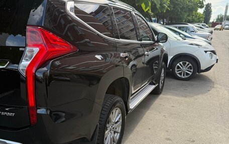 Mitsubishi Pajero Sport III рестайлинг, 2017 год, 2 250 000 рублей, 17 фотография