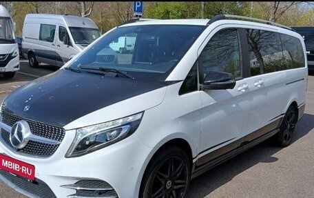Mercedes-Benz V-Класс, 2020 год, 6 500 000 рублей, 1 фотография
