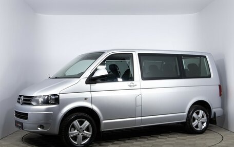 Volkswagen Caravelle T5, 2010 год, 1 580 000 рублей, 1 фотография