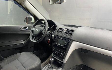 Skoda Yeti I рестайлинг, 2017 год, 1 190 000 рублей, 9 фотография