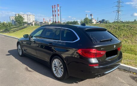 BMW 5 серия, 2018 год, 3 800 000 рублей, 3 фотография