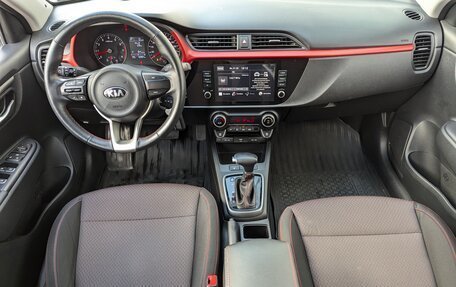 KIA Rio IV, 2021 год, 1 790 000 рублей, 25 фотография