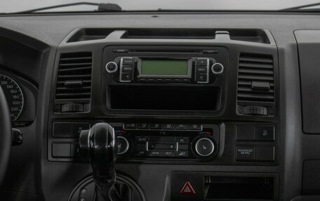 Volkswagen Caravelle T5, 2010 год, 1 580 000 рублей, 15 фотография