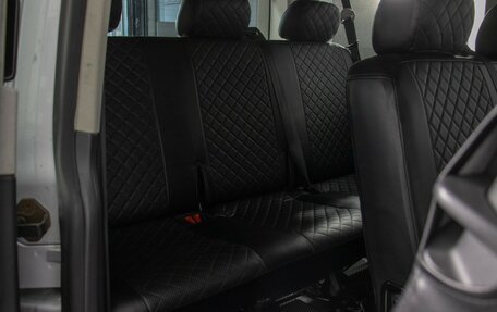 Volkswagen Caravelle T5, 2010 год, 1 580 000 рублей, 12 фотография