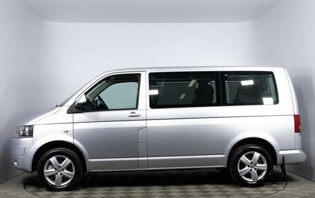 Volkswagen Caravelle T5, 2010 год, 1 580 000 рублей, 8 фотография