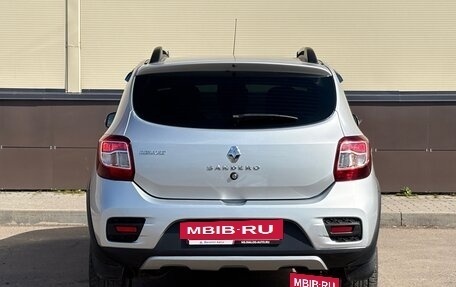 Renault Sandero II рестайлинг, 2016 год, 909 000 рублей, 6 фотография