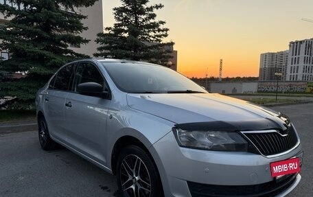 Skoda Rapid I, 2015 год, 990 000 рублей, 2 фотография