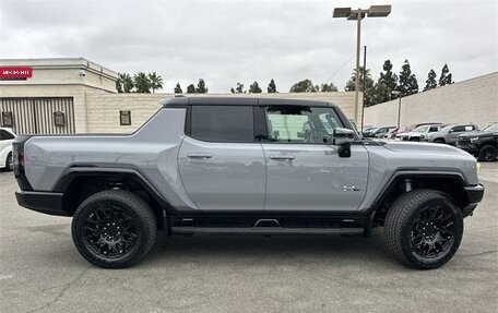 GMC Hummer EV, 2025 год, 12 730 500 рублей, 6 фотография