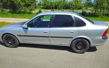 Opel Vectra B рестайлинг, 1998 год, 227 000 рублей, 4 фотография