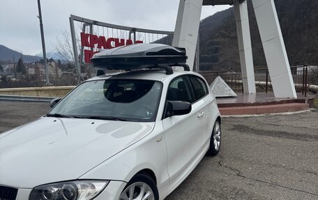 BMW 1 серия, 2010 год, 1 150 000 рублей, 3 фотография