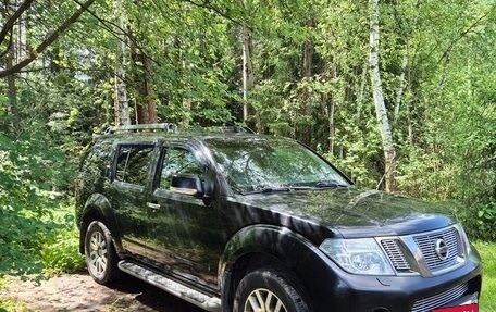 Nissan Pathfinder, 2012 год, 1 550 000 рублей, 2 фотография
