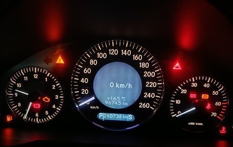 Mercedes-Benz E-Класс, 2002 год, 1 200 000 рублей, 11 фотография