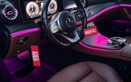 Mercedes-Benz E-Класс, 2020 год, 4 800 000 рублей, 6 фотография