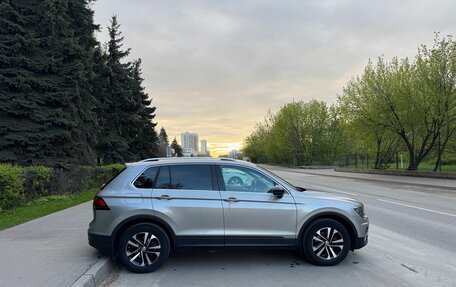 Volkswagen Tiguan II, 2019 год, 2 500 000 рублей, 6 фотография