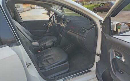 Volkswagen Polo VI (EU Market), 2013 год, 520 000 рублей, 13 фотография