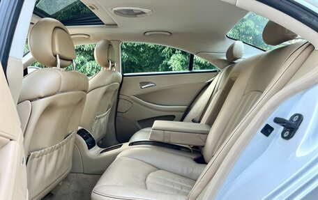 Mercedes-Benz CLS, 2005 год, 1 190 000 рублей, 14 фотография
