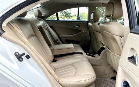 Mercedes-Benz CLS, 2005 год, 1 190 000 рублей, 17 фотография