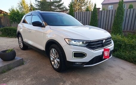Volkswagen T-Roc I, 2020 год, 1 070 000 рублей, 6 фотография