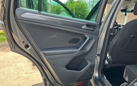 Volkswagen Tiguan II, 2019 год, 3 599 999 рублей, 9 фотография