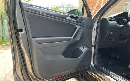 Volkswagen Tiguan II, 2019 год, 3 599 999 рублей, 10 фотография