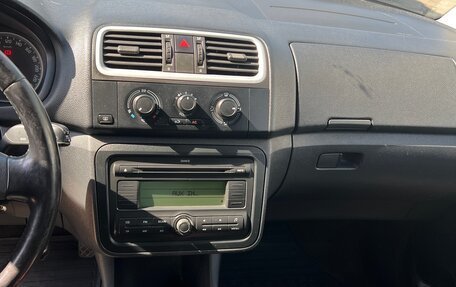 Skoda Fabia II, 2007 год, 530 000 рублей, 2 фотография