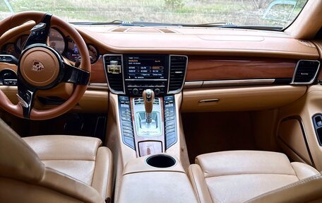 Porsche Panamera II рестайлинг, 2009 год, 2 000 000 рублей, 5 фотография