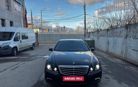 Mercedes-Benz E-Класс, 2009 год, 1 350 000 рублей, 4 фотография