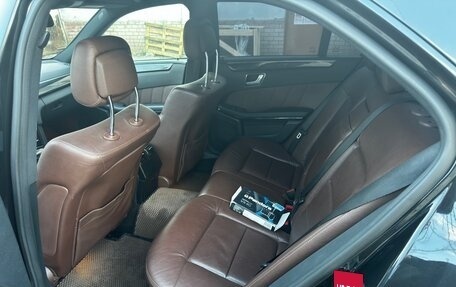 Mercedes-Benz E-Класс, 2009 год, 1 350 000 рублей, 8 фотография