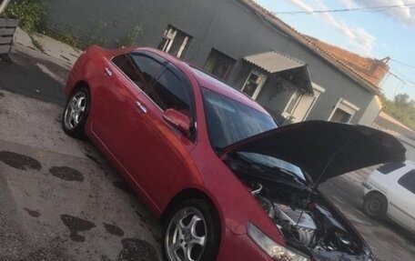 Honda Accord VII рестайлинг, 2005 год, 700 000 рублей, 1 фотография
