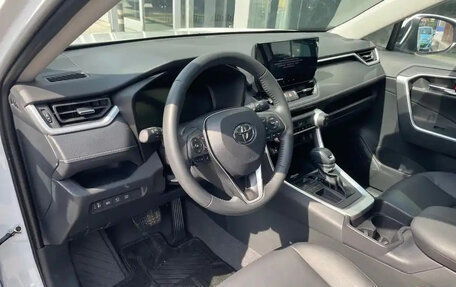 Toyota RAV4, 2024 год, 2 790 099 рублей, 8 фотография