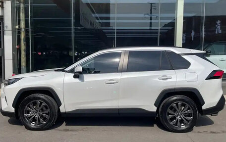 Toyota RAV4, 2024 год, 2 790 099 рублей, 3 фотография
