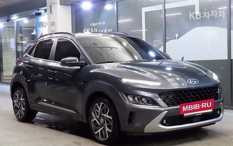 Hyundai Kona I, 2022 год, 1 660 000 рублей, 2 фотография