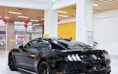 Ford Mustang VI рестайлинг, 2021 год, 2 700 200 рублей, 4 фотография