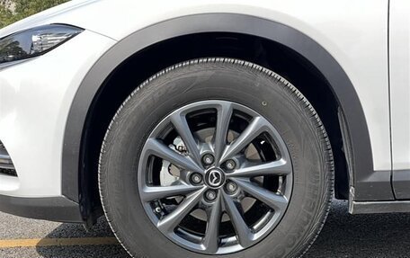 Mazda CX-4, 2023 год, 2 100 100 рублей, 9 фотография