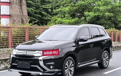 Mitsubishi Outlander III рестайлинг 3, 2023 год, 2 250 100 рублей, 1 фотография