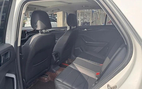 Volkswagen T-Roc I, 2021 год, 1 300 200 рублей, 9 фотография
